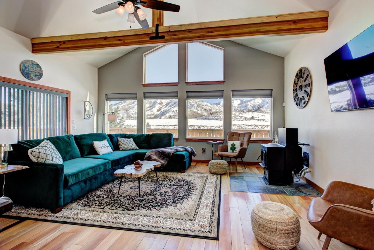 Twin Pines Wilderness Cabin: Scenic Views & Pet-Friendly Retreat Boise Exterior photo