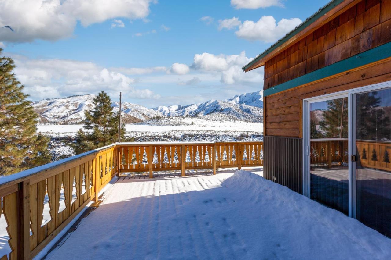Twin Pines Wilderness Cabin: Scenic Views & Pet-Friendly Retreat Boise Exterior photo